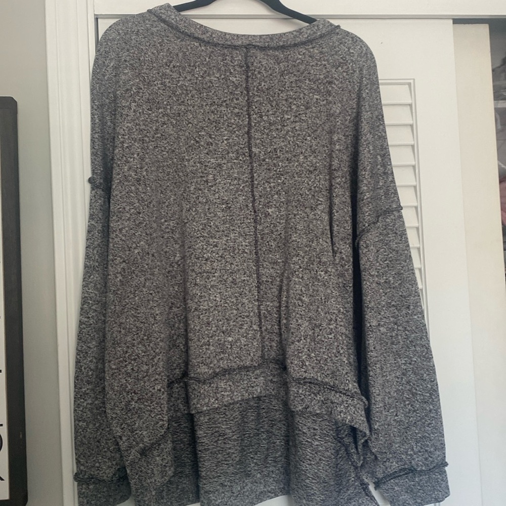Grey Sweatshirt top